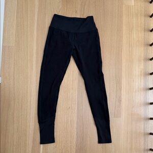 ALO Yoga Black Leggings